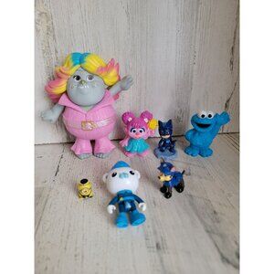 Junior youth troll paw patrol sesame street cookie monster pj masks set toy mini